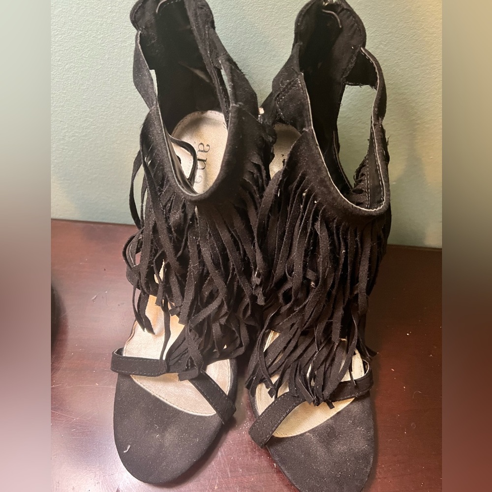 Black Fringe suede heels. Size 9.